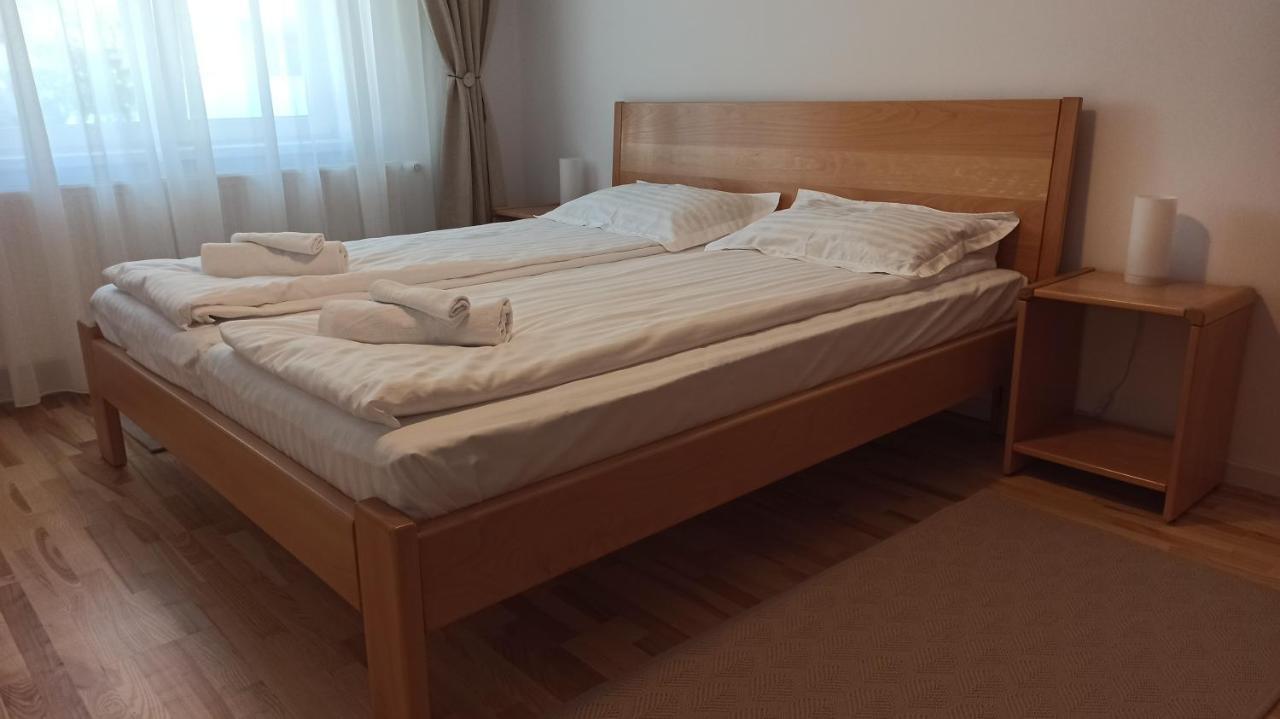 Chrysanthemum Apartment Sighisoara Ngoại thất bức ảnh